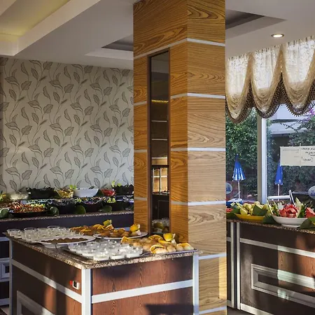 Kleopatra Melissa 3*